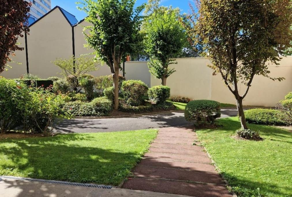 Appartement Spacieux Renove - 11 Min De Paris Bois-Colombes Eksteriør bilde